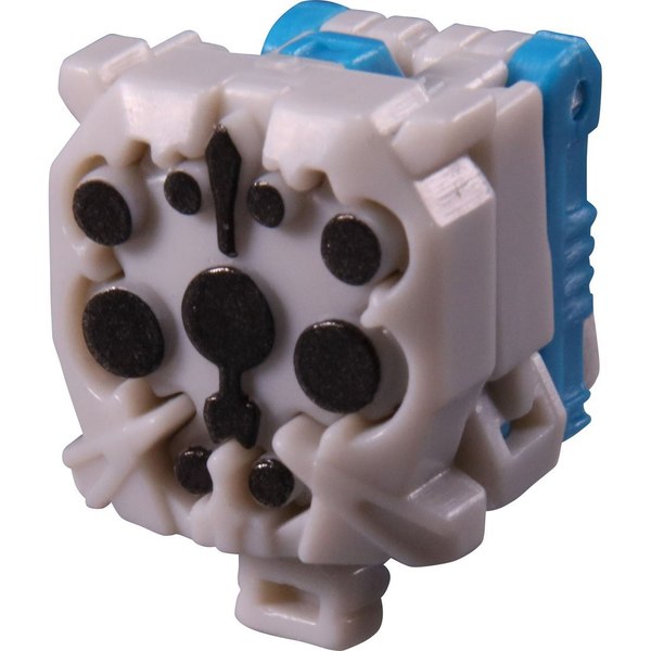 TakaraTomy Power Of The Primes Waves 2 And 3 Stock Photos Reveal Only Disappointing News 04 (4 of 57)